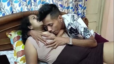 husband sucking wife boobs